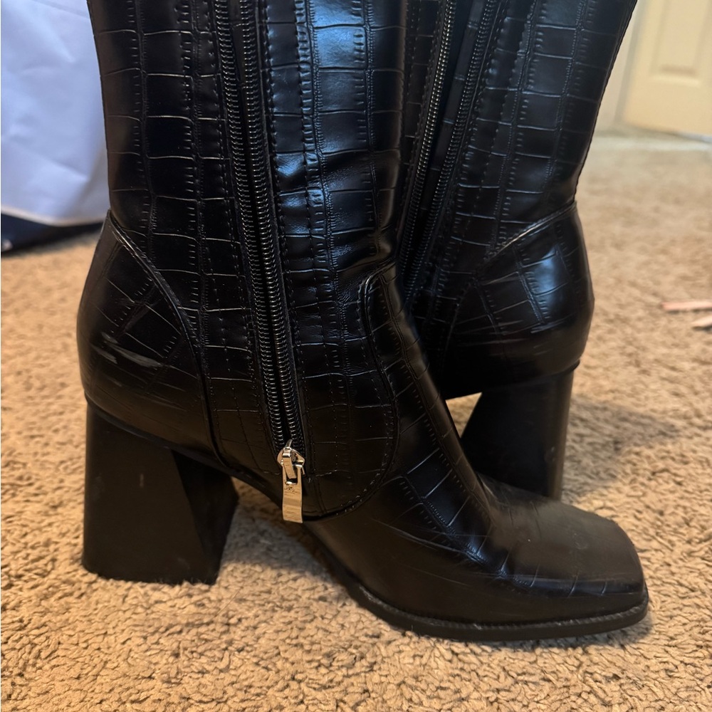 Princess Polly Black Croc-Embossed Square-Toe Mid-Calf Boots